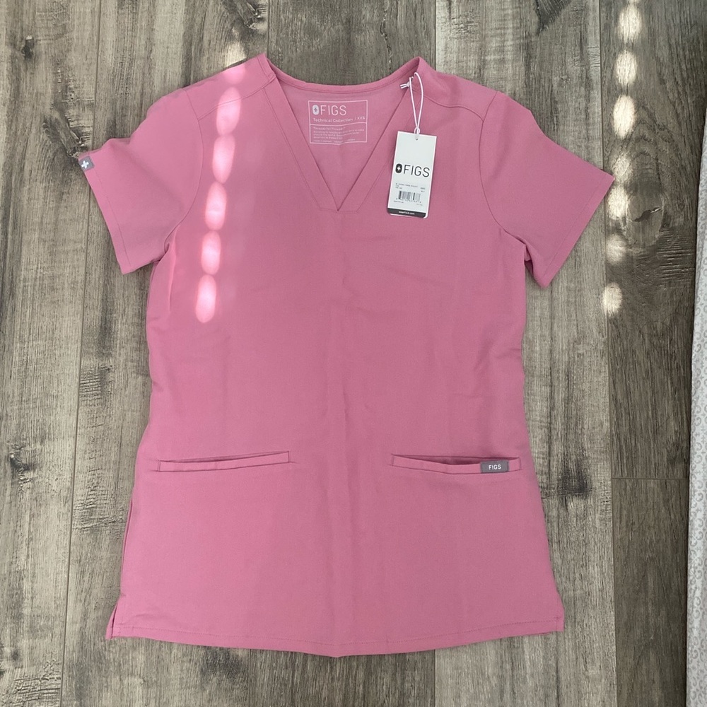 Figs Scrubs in Chalk Pink
